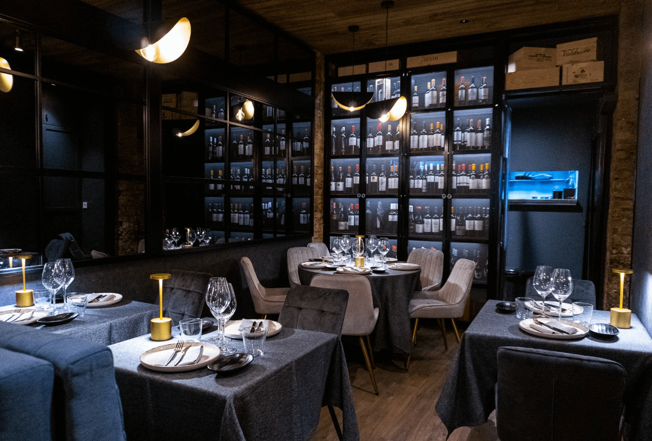 Málaga’s Next-Level Dining: 5 Fine Restaurants That Deserve a Michelin - Temple