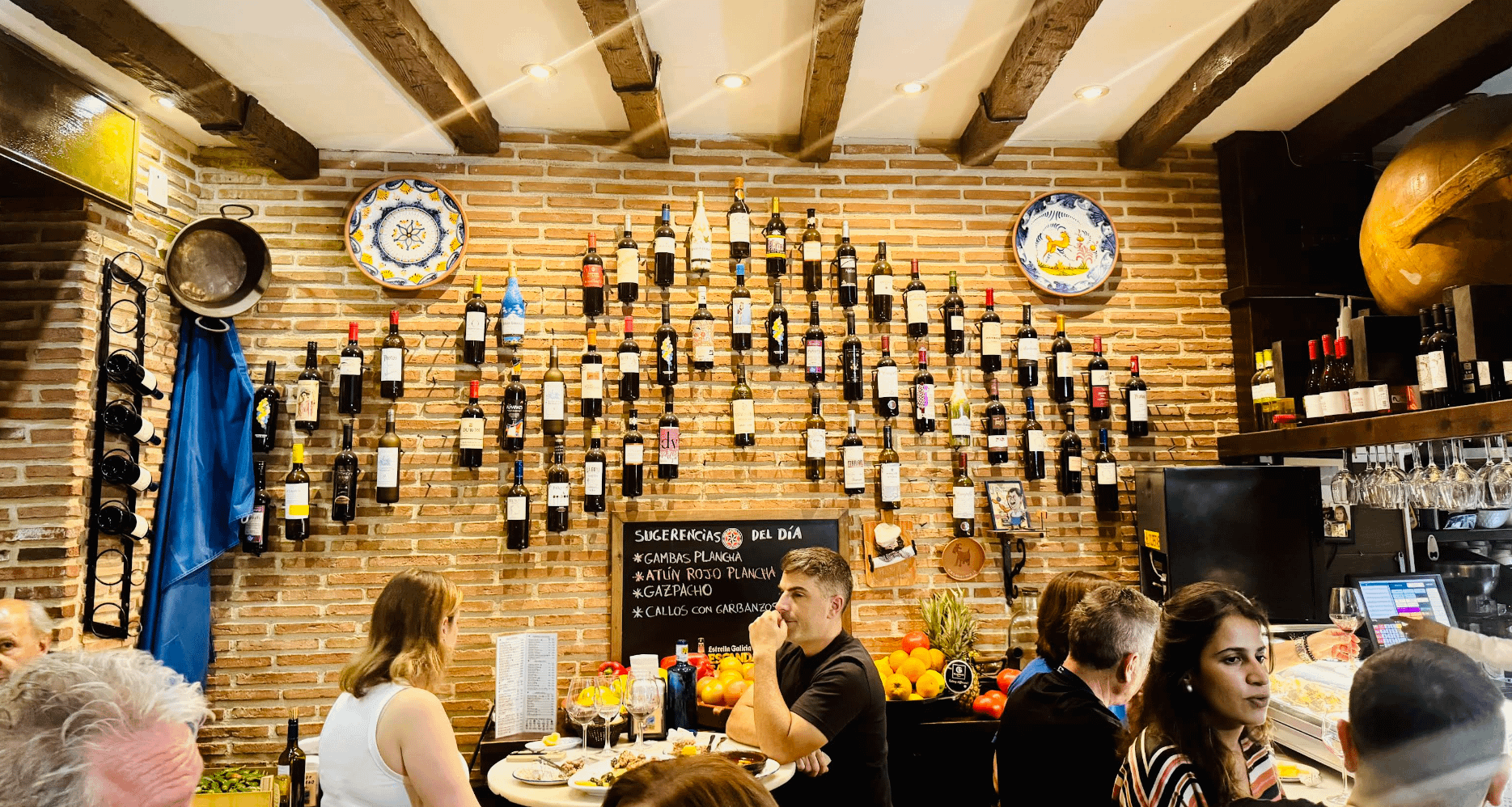 Tapas, Tanlines & Tinto: My Top 5 Tapas Picks in Málaga - Meson Mariano